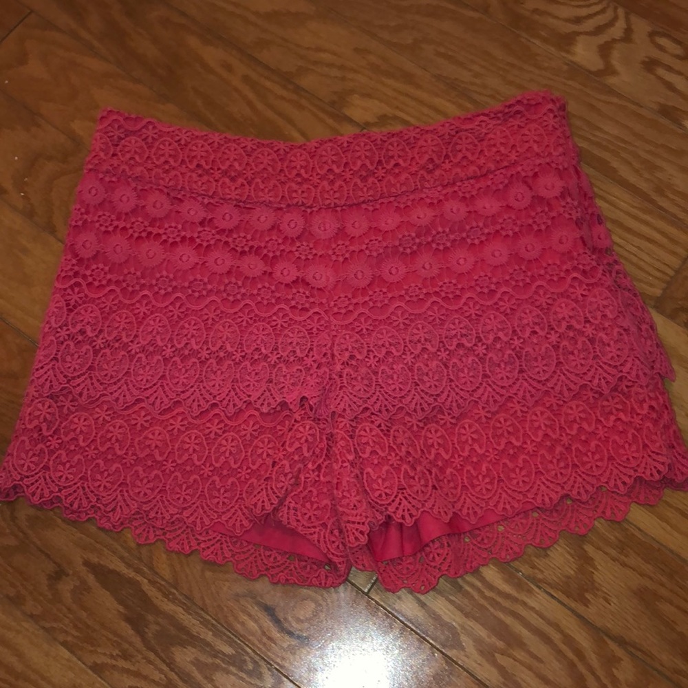 Ann Taylor Loft “The Riviera Short” Size 2